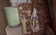 Wonder Woman’s apron can be found inside the kitchen of the Batman family HQ (Image via WB Games)